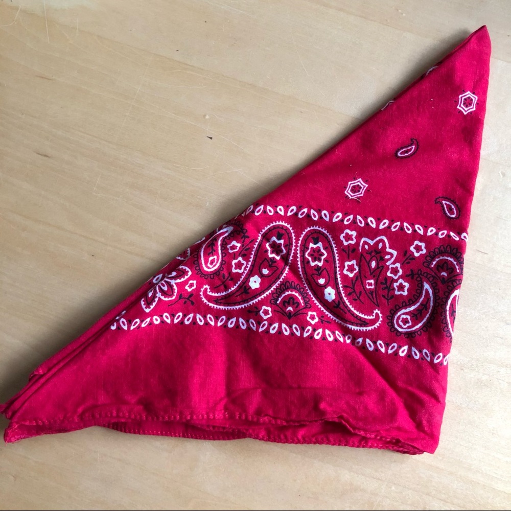 Red Square Bandana, 20x20 inch